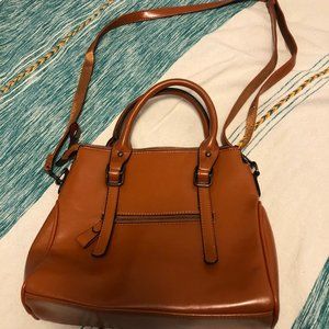 Beautiful Chansler Handbag - NEW!